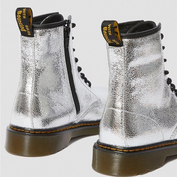 Dr. Doc Martens Silver Disco Crinkle Crackle Lace Up Boots 1460 J 4 5 NEW - Picture 13 of 13